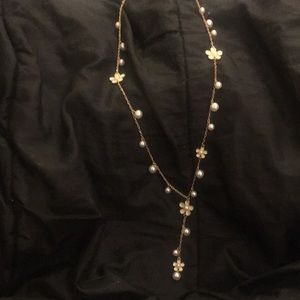 COPY - NWT 19” necklace gold chain and Pearl with white enamel daisies